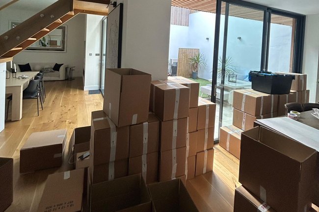 Fastiya Logistics-18