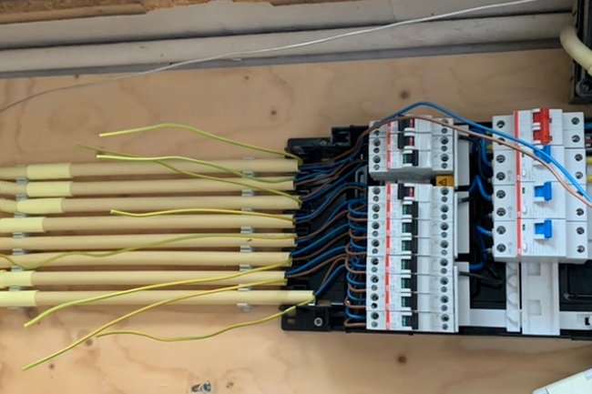 Adam Elektro en Installatietechniek B.V.-2