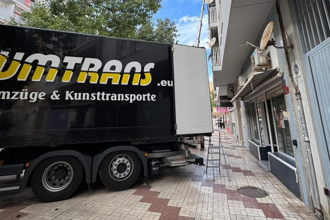 Umtrans Active Removals & Art Logistics GmbH-6