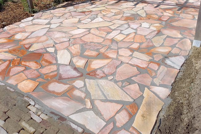 Plaatsen/aanbrengen flagstones