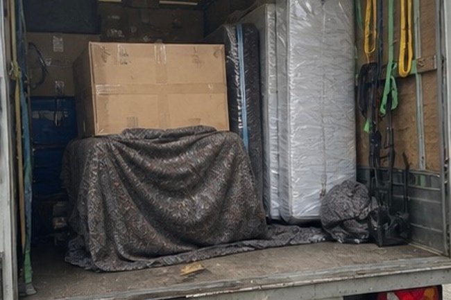 Laraé Logistics-1