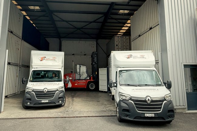 Top moving & services-11