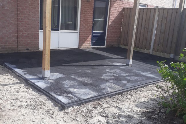 Terras aanleg