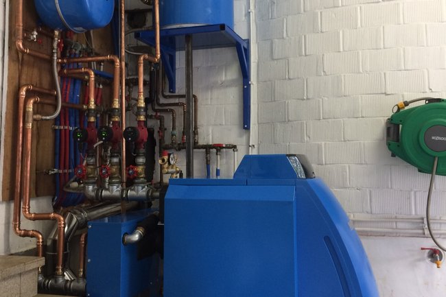 op vraag van de klant" blauwe" installatie,