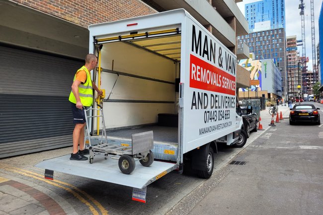 London removals services-1