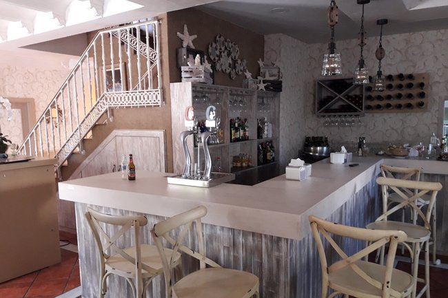 Restaurante la ruta del vino.
Huetor Vega.