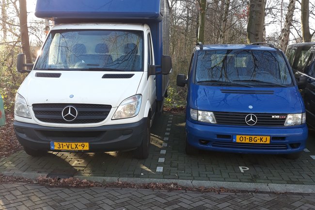 Mercedes Sprinter laad volume: 22m³
Vito: laad volume: 8m³