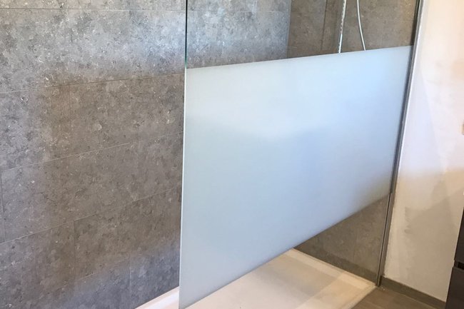 totaal renovatie badkamer met inloopdouche