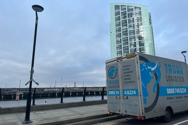 Reliable removals for flats, apartments and high-rise proper