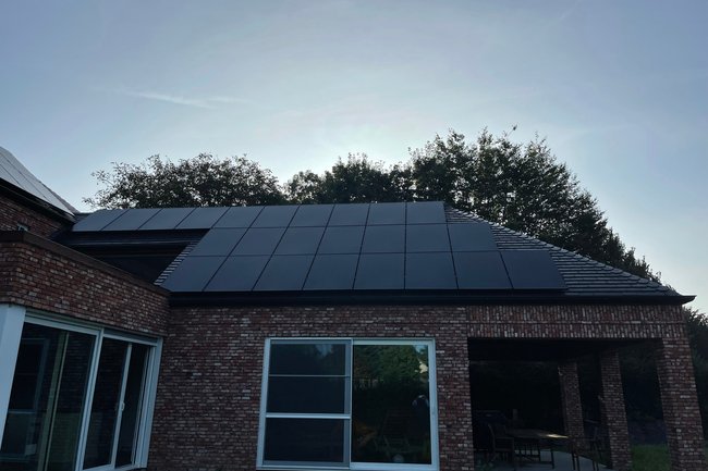 Installation full black 400 wC