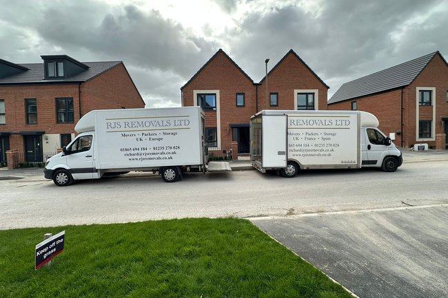 RJS Removals Ltd-1