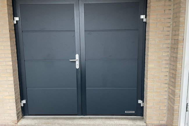 Hormann NT60-2 in planar met 3 puntsluiting en deurdranger.