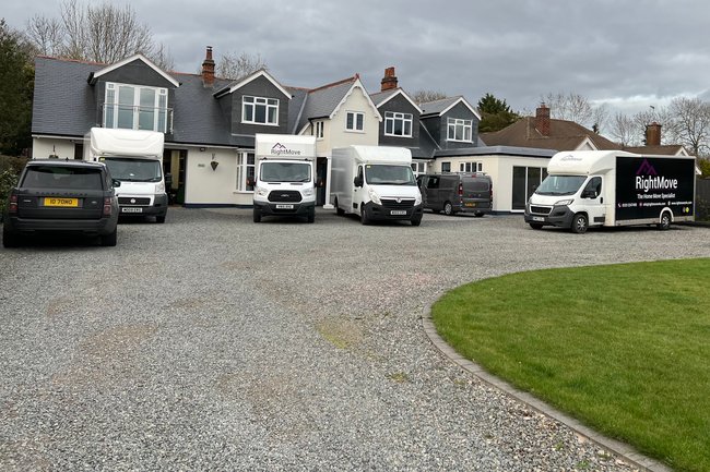 Complete pack, storage, and deliver to this beautiful home