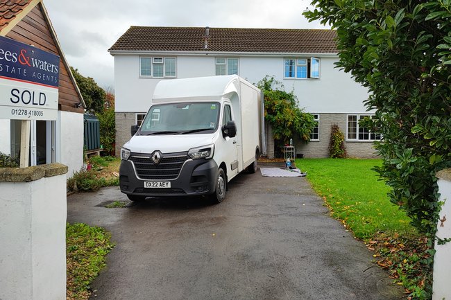 5 bedroom move! 5 vans with a 6 man team! Smashed it guys!