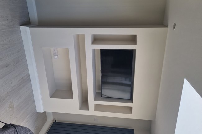 Biuld in feature wall