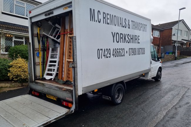 MC REMOVALS AND TRANSPORT YORKSHIRE-1