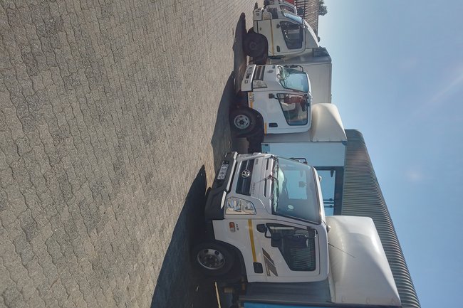 Royal Shift Logistics-1