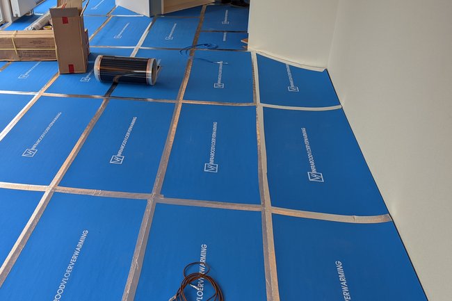 Ondervloer 'zwevend' voor IR folie of AHT amorfe infrarood