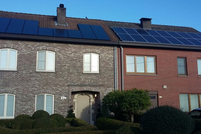 Glas-glas panelen met 35 jaar productgarantie te Broechem