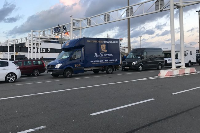 Removals job to south of france
