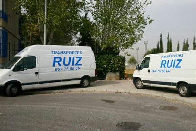 Traslado desde Granada a Madrid con 2 de nuestros vehiculos