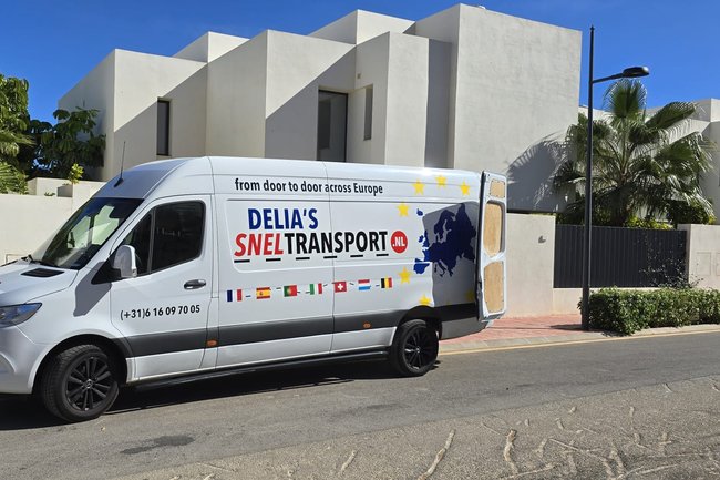 Delia's Sneltransport-1