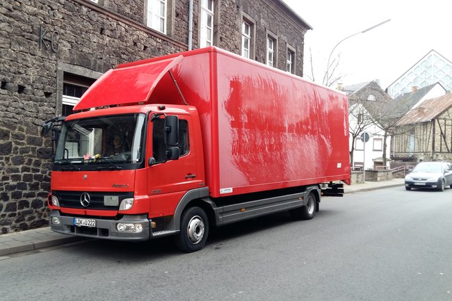 Wir führen Umzüge mit Transporte und LKW durch