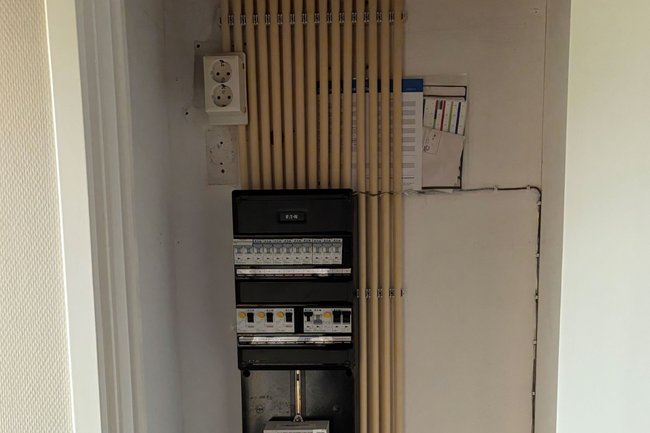 meterkast volledig aangepakt + nieuwe groepenkast