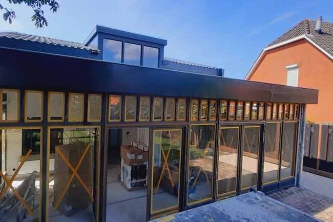 Lovely design. the windows was made in our factory