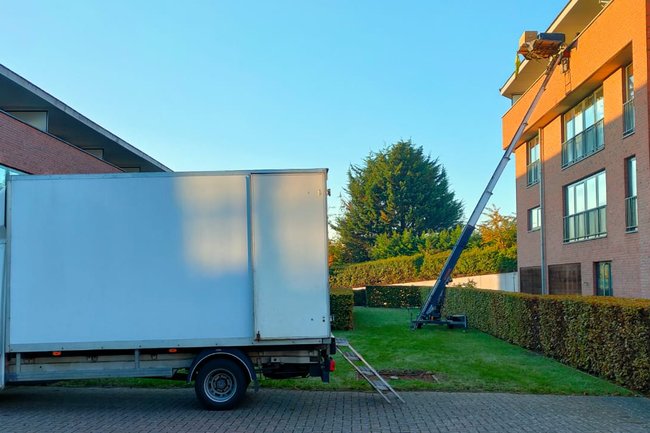 lift tractable accès difficile, camion de 21m3 à disposition