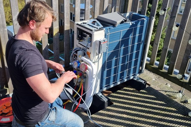 In bedrijf stellen van een airco installatie