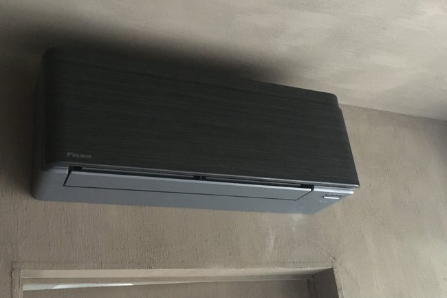 Daikin STYLISH binnenunit 5KW Houtlook