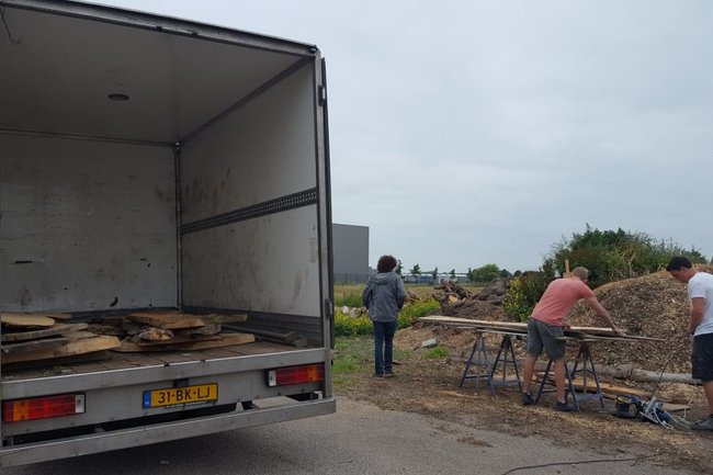 Leo van der Valk Boomverzorging en Hoveniersbedrijf B.V.-3